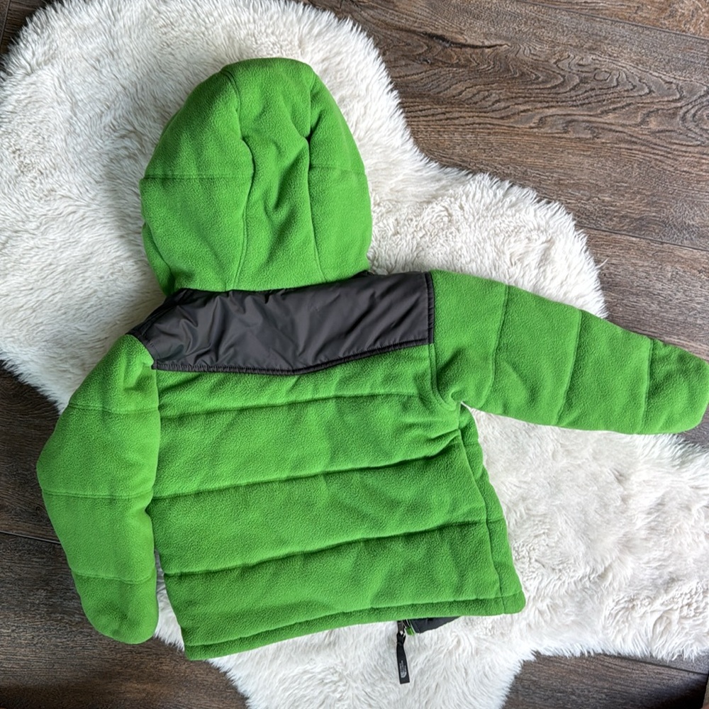 The North Face Reversible Jacket, size 3T - Picture 4 of 5